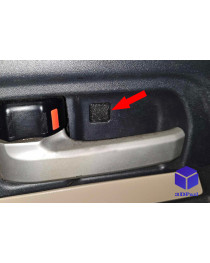 Заглушка в ручку двери Toyota FJ Cruiser