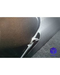 Крепление полки багажника Mercedes B180