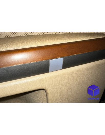 Заглушка у двері BMW E65